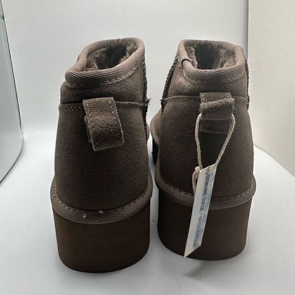 CUSHIONAIRE Women's Genuine Suede pull platform boot +Memory Foam 9 WIDE BROWN - Picture 4 of 7